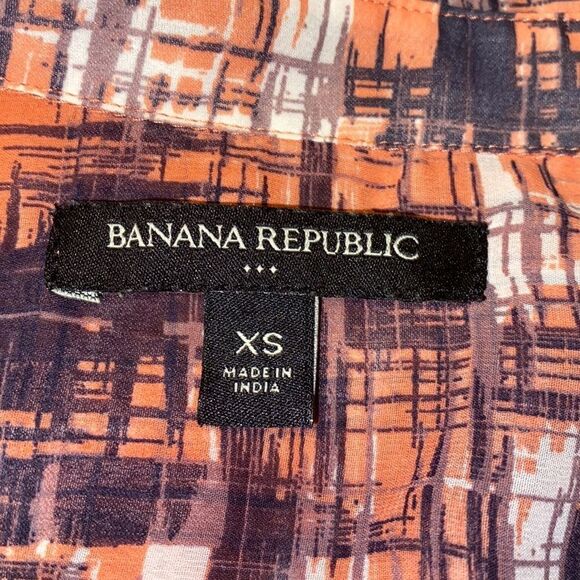 Banana Republic Button-Up Sheer Blouse - Picture 9 of 9